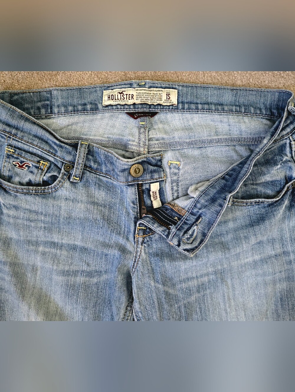 EUC Hollister Low-Rise Straight Leg Jeans Soft Stretch 1 - Picture 5 of 8